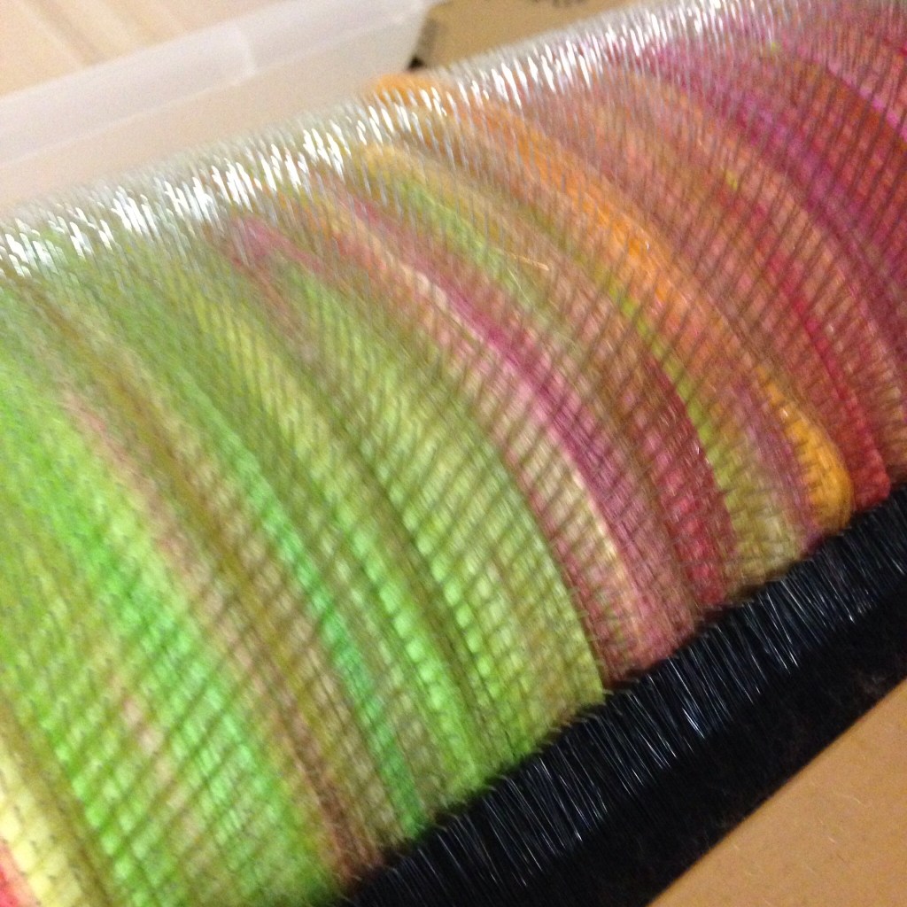 Water lily drum carder play